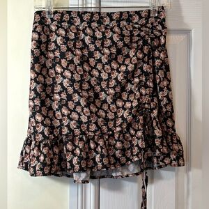 SHEIN Floral Mini Skirt in Black and Brown